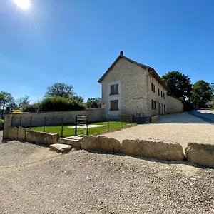 Maison Spacieuse à Boulieu Hébergement de vacances